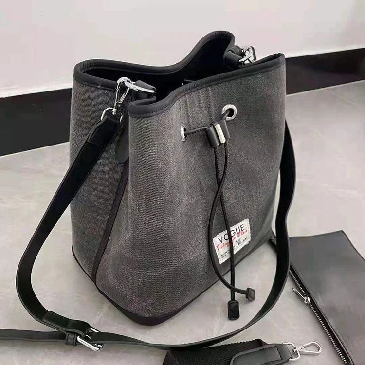 Ladies Vintage Tote Bags Designer Famous Brands Leather Luxury Large Women Purses and Handbags Set, Gray,accept customized.
Ladies Vintage Tote Bags Designer Famous Brands Leather Luxury Large Women Purses and Handbags Set, Gray,accept customized.
