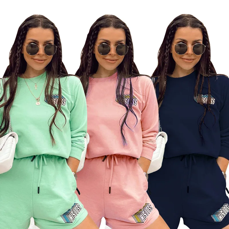 2021 Autumn And Winter New Women's Cotton Home Clothes Comfortable Pajamas sweatshirt two piece set shorts
2021 Autumn And Winter New Women's Cotton Home Clothes Comfortable Pajamas sweatshirt two piece set shorts