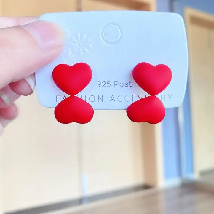 2020 new trendy cute sweet heart earrings premium earrings S925 silver post red love earrings
2020 new trendy cute sweet heart earrings premium earrings S925 silver post red love earrings