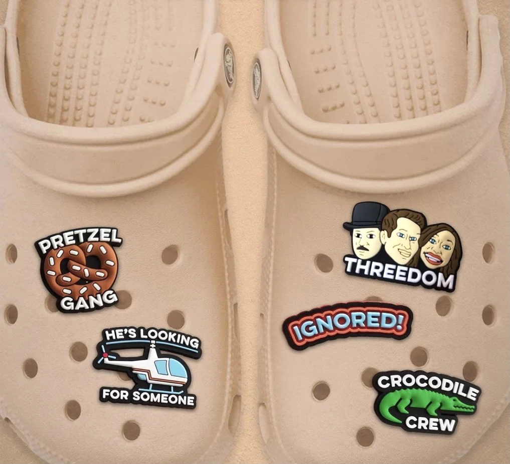 2021 new fashion popular design soft PVC CROC charm Luo Yufeng Chaplin Conan Hugh black accessories gifts shoes charms, Picture
2021 new fashion popular design soft PVC CROC charm Luo Yufeng Chaplin Conan Hugh black accessories gifts shoes charms, Picture