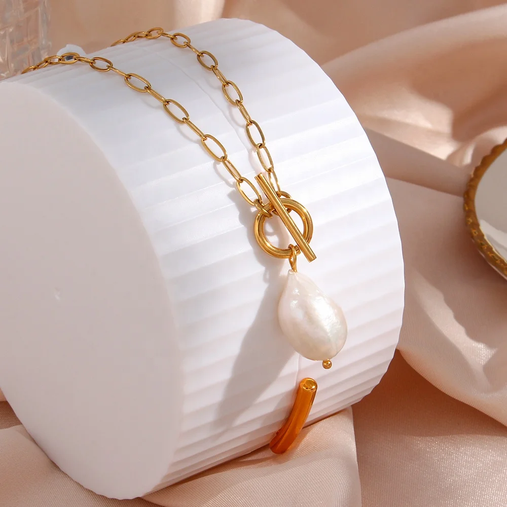Drop Ship 18K Gold Plated Baroque Fresh Water Pearl Paper Clip Chain Stainless Steel Pendant Necklace
Drop Ship 18K Gold Plated Baroque Fresh Water Pearl Paper Clip Chain Stainless Steel Pendant Necklace