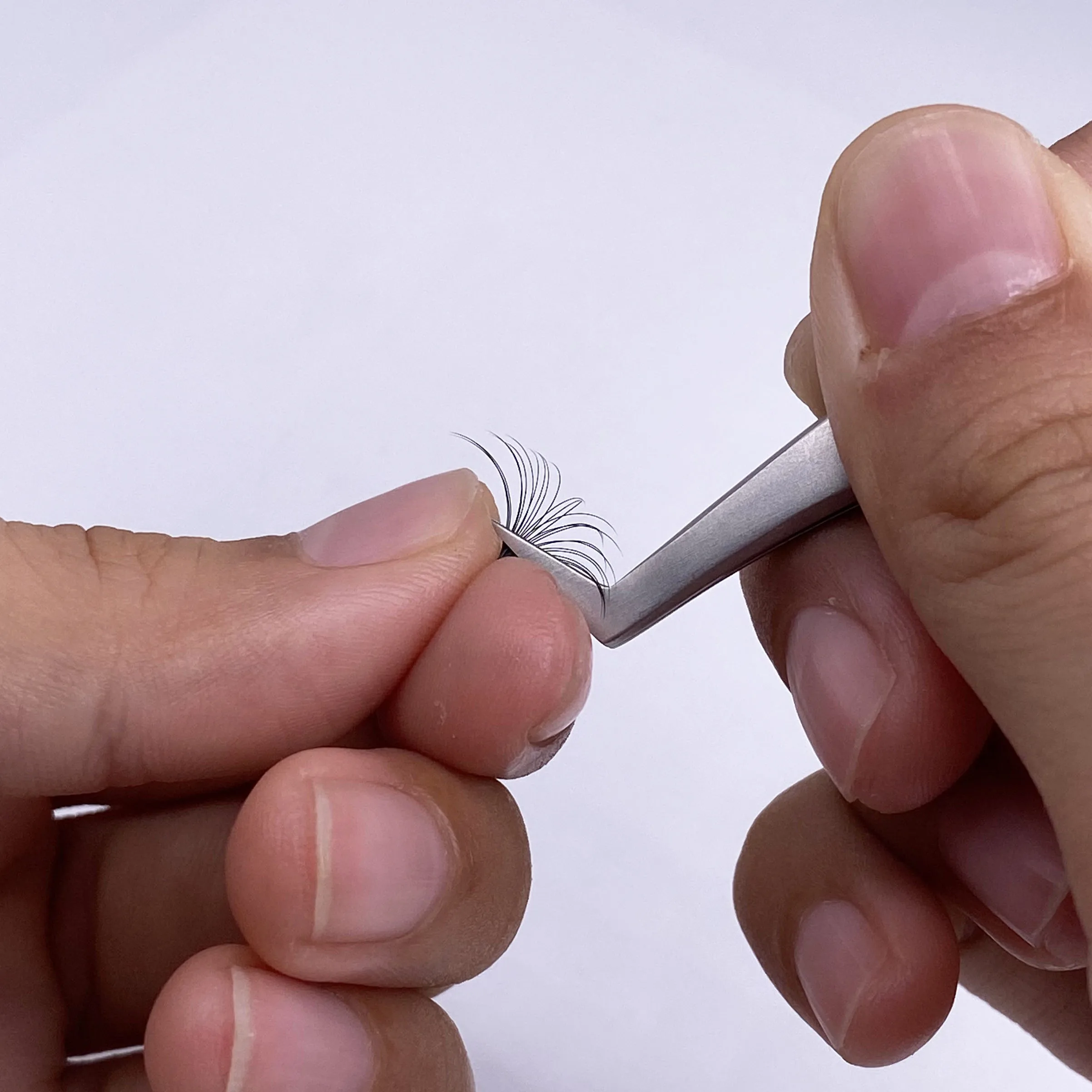 Matte black lashes russian eyelash extensions 0.05 0.07 mm single eyelash wholesale lash extension
Matte black lashes russian eyelash extensions 0.05 0.07 mm single eyelash wholesale lash extension
