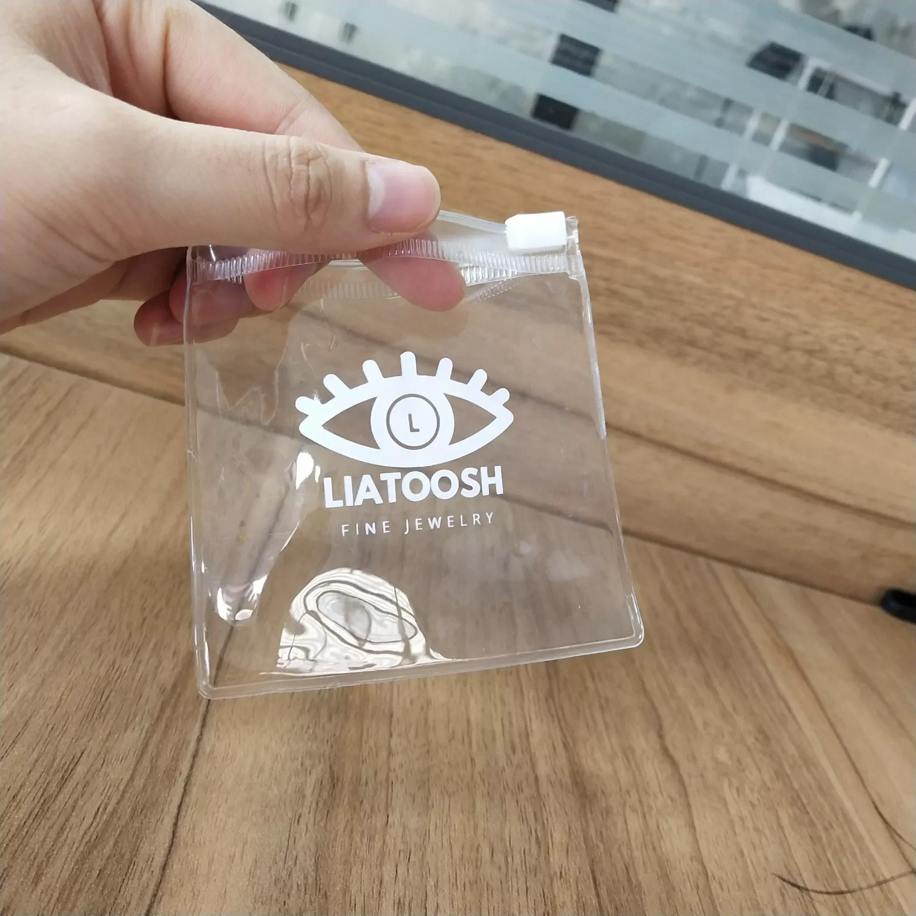 Custom PVC hologram EVA small mini plastic zipper bag with logo printing for jewelry bracelet necklace earring storage pouch, Customized color
Custom PVC hologram EVA small mini plastic zipper bag with logo printing for jewelry bracelet necklace earring storage pouch, Customized color