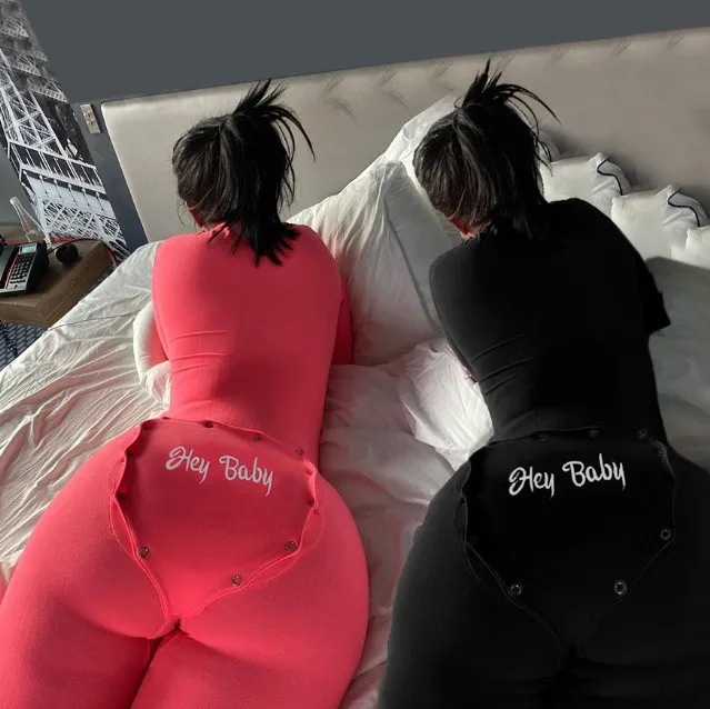 2021 new design women jumpsuit pajamas Comfortable women pajamas long sleeve cute holiday adult onesie with butt flap, Custom choose
2021 new design women jumpsuit pajamas Comfortable women pajamas long sleeve cute holiday adult onesie with butt flap, Custom choose