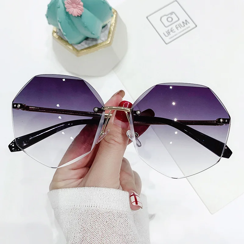 Rimless Women's Sunglasses Design Fashion Lady Sun glasses Vintage Alloy Classic Designer Shades UV400 Eyewear, Blue,black,grey,
Rimless Women's Sunglasses Design Fashion Lady Sun glasses Vintage Alloy Classic Designer Shades UV400 Eyewear, Blue,black,grey,