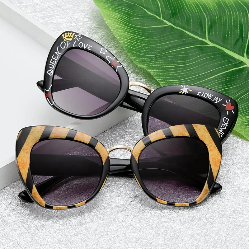 MOCOO 2020 hot sale fashion plastic cat eye sunglasses trendy personality eyewear Europe and America modern vintage sunglasses, As you see
MOCOO 2020 hot sale fashion plastic cat eye sunglasses trendy personality eyewear Europe and America modern vintage sunglasses, As you see
