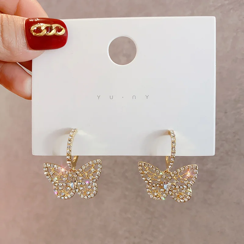 Hongtong S925 Gold Plated Cubic Zircon Butterfly Pendants Earring Shiny CZ Diamond Animal Butterfly Earrings, Picture
Hongtong S925 Gold Plated Cubic Zircon Butterfly Pendants Earring Shiny CZ Diamond Animal Butterfly Earrings, Picture