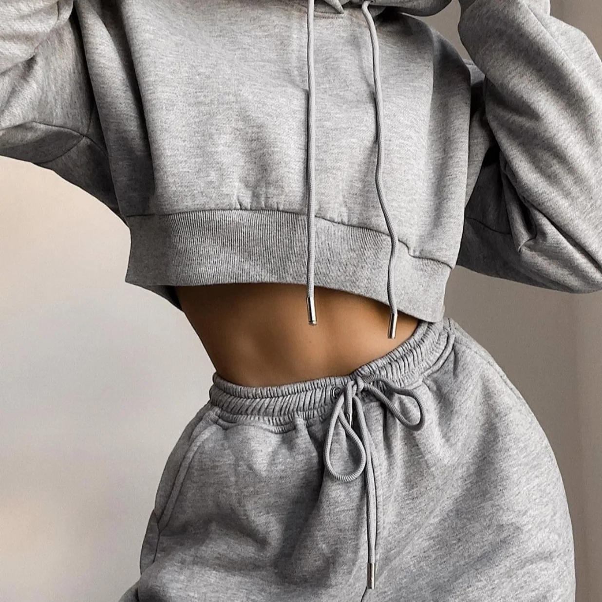 Supplier Fitted Ladies 2021 Track Suit With Pocket Custom Logo Hoodie Tracksuit For Women, Customized colors
Supplier Fitted Ladies 2021 Track Suit With Pocket Custom Logo Hoodie Tracksuit For Women, Customized colors