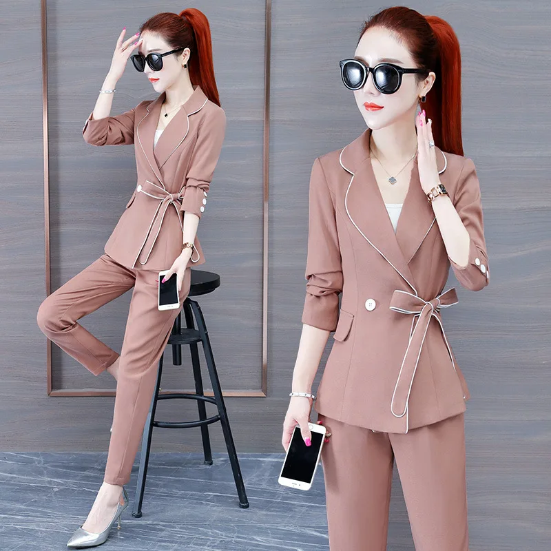 AJ203185 commuter suit female 2021 spring and autumn new slim lapel waist waist professional two-piece suit
AJ203185 commuter suit female 2021 spring and autumn new slim lapel waist waist professional two-piece suit