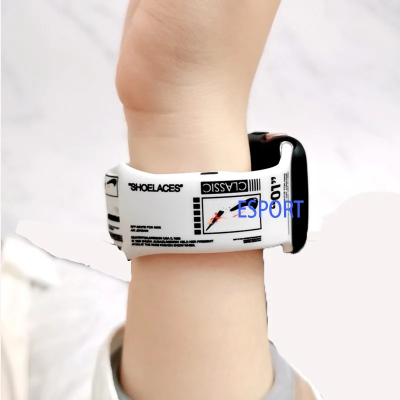 2022 luxury sport silicone apple watch band for iwatch 7 6 5 4 Strap 38 40 42 44mm designer Band rubber iwatch band strap watch 
2022 luxury sport silicone apple watch band for iwatch 7 6 5 4 Strap 38 40 42 44mm designer Band rubber iwatch band strap watch