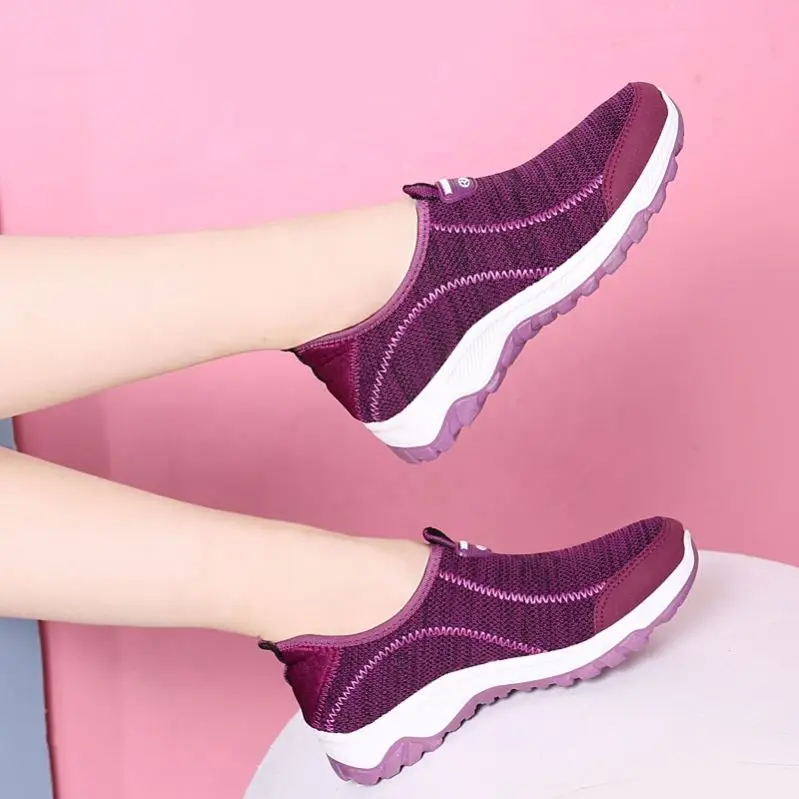 2021 new arrival custom casual wholesale women running shoes breathable Flying woven mesh slip on boots
2021 new arrival custom casual wholesale women running shoes breathable Flying woven mesh slip on boots