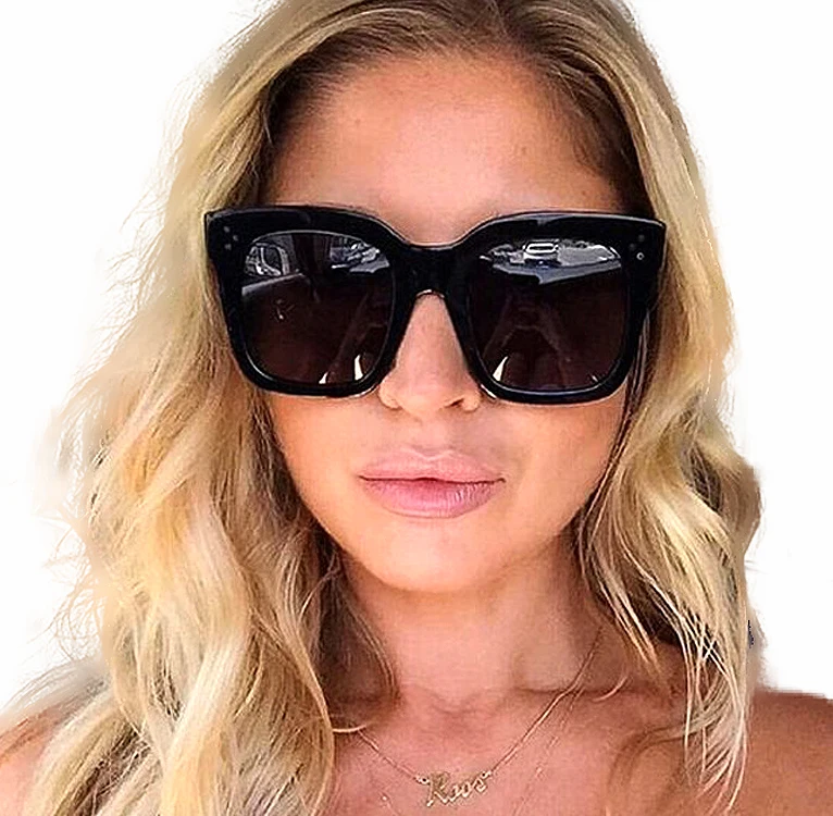 Sexy Women Fashion Luxury Brand Designer CatEye Women Flat Top Oculos de sol UV400 Cat square customized sunglasses 2021
Sexy Women Fashion Luxury Brand Designer CatEye Women Flat Top Oculos de sol UV400 Cat square customized sunglasses 2021