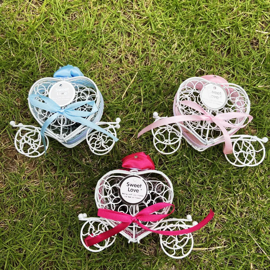 new arrival carriage heart shape special eyelash packaging box for 3D mink lashes, Black 
new arrival carriage heart shape special eyelash packaging box for 3D mink lashes, Black