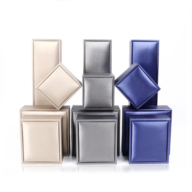 Factory direct thick-edged brushed PU leather jewelry box ring pendant bracelet long chain packaging box, 6 colors
Factory direct thick-edged brushed PU leather jewelry box ring pendant bracelet long chain packaging box, 6 colors
