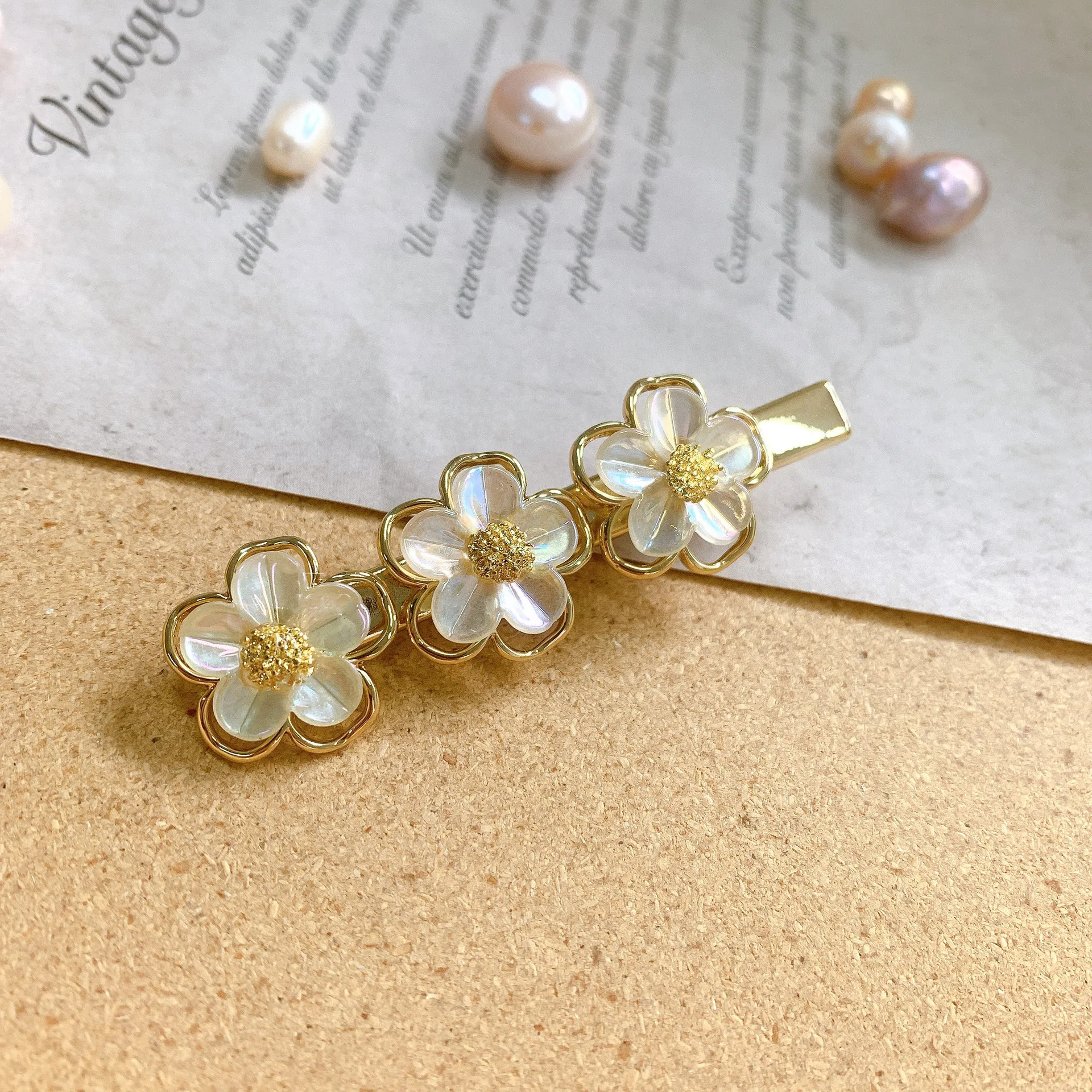 JUHU NEW Symphony three small flowers with gold-plated suit wild hairpin fashion earrings cute necklace jewelry for women
JUHU NEW Symphony three small flowers with gold-plated suit wild hairpin fashion earrings cute necklace jewelry for women