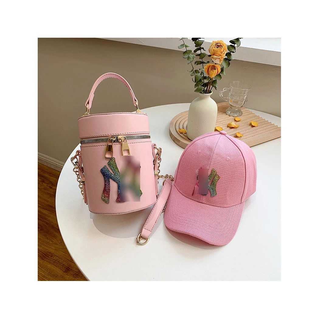 Fvshion custom logo Summer 2021 crossbody Handbags Mini Purse borse Ny Bucket Bags And Hats sets Purse Sets Women Bag Women
Fvshion custom logo Summer 2021 crossbody Handbags Mini Purse borse Ny Bucket Bags And Hats sets Purse Sets Women Bag Women