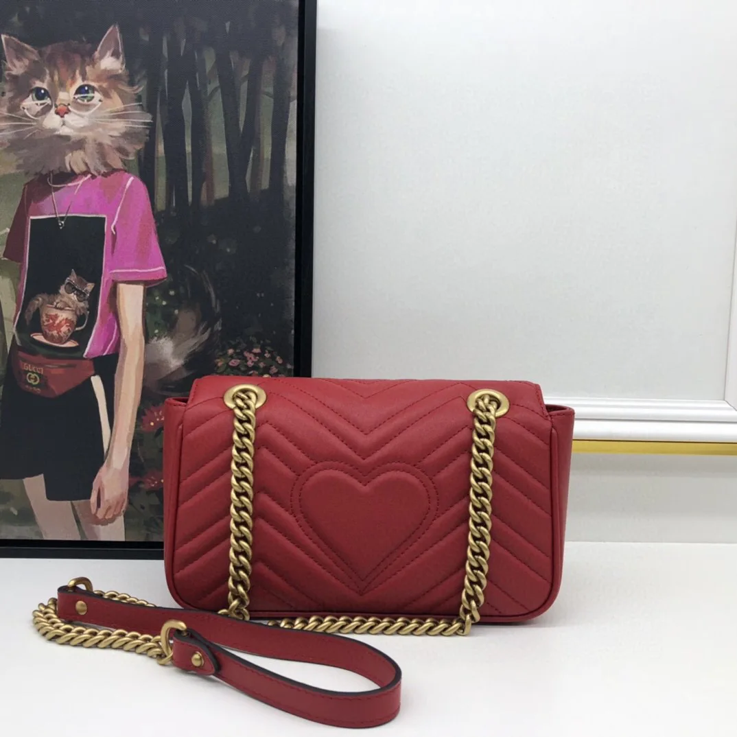 2020 Fashion Luxury Brand Design Women Bag Genuine leather Diamond Lattice Shoulder Bag Crossbody Bag Party Bag Luxury
2020 Fashion Luxury Brand Design Women Bag Genuine leather Diamond Lattice Shoulder Bag Crossbody Bag Party Bag Luxury
