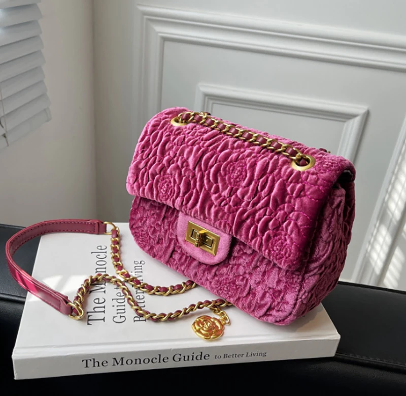 BB470 New Design Camellia Shoulder Bag For Women And Ladies Velvet Handbags In Bulk, As picture or custom
BB470 New Design Camellia Shoulder Bag For Women And Ladies Velvet Handbags In Bulk, As picture or custom