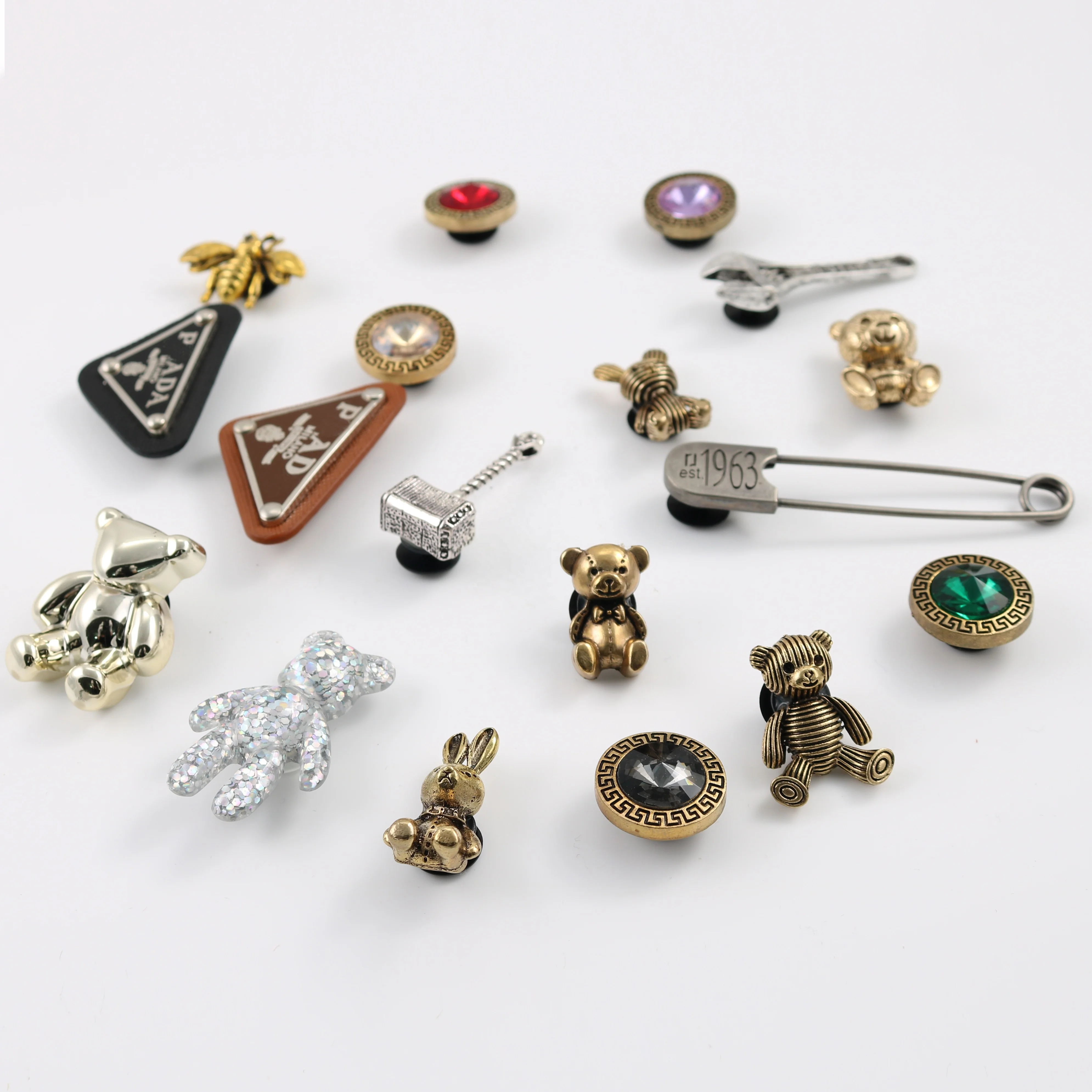 New trend metal design 3D bear DIY charm animal shoes charm clogs decoration, Customized color
New trend metal design 3D bear DIY charm animal shoes charm clogs decoration, Customized color