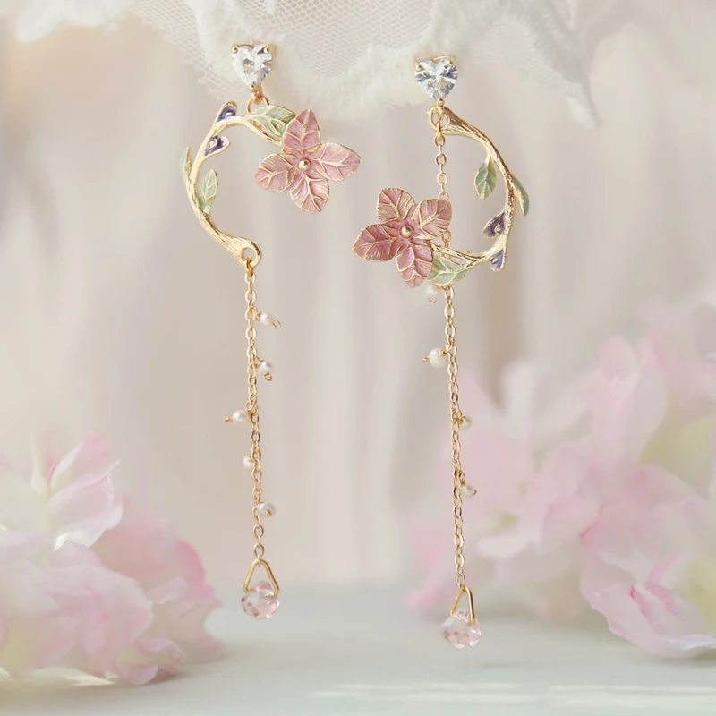 New Korean Crystal Pink Flower Tassel Long Drop Earrings For Women Exquisite Heart Elegant Dangle Pendientes Gifts
New Korean Crystal Pink Flower Tassel Long Drop Earrings For Women Exquisite Heart Elegant Dangle Pendientes Gifts