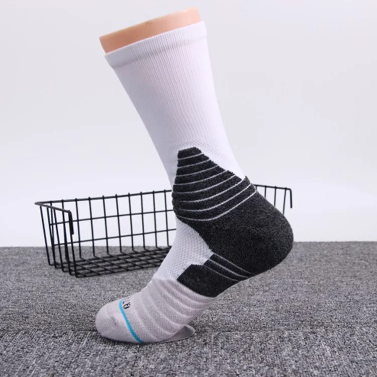 Stripe Athletic Basketball Running Cushion Unisex Mens Premium Sport Crew Socks, 2 colors
Stripe Athletic Basketball Running Cushion Unisex Mens Premium Sport Crew Socks, 2 colors