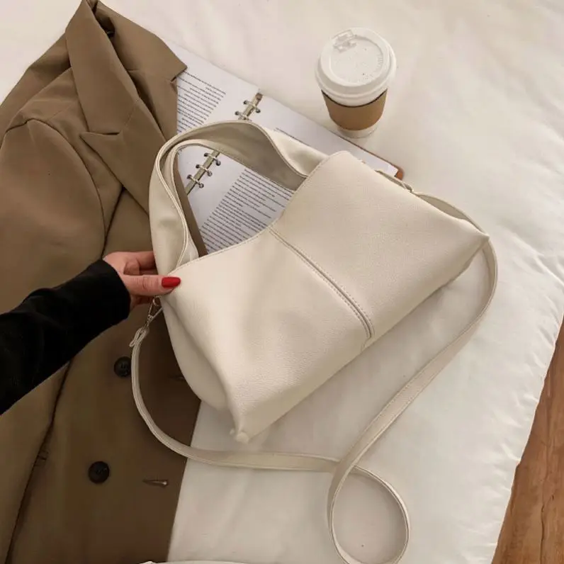 2021 women hand bags girls bags cheap price lady handbags women new fashion ins style bags crossbody handbag black, Picture
2021 women hand bags girls bags cheap price lady handbags women new fashion ins style bags crossbody handbag black, Picture