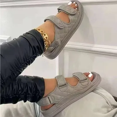 Summer Sandal Wholesale Platform Beach Sandals Women Outdoor Shoes Ladies Sandal, Black,white
Summer Sandal Wholesale Platform Beach Sandals Women Outdoor Shoes Ladies Sandal, Black,white
