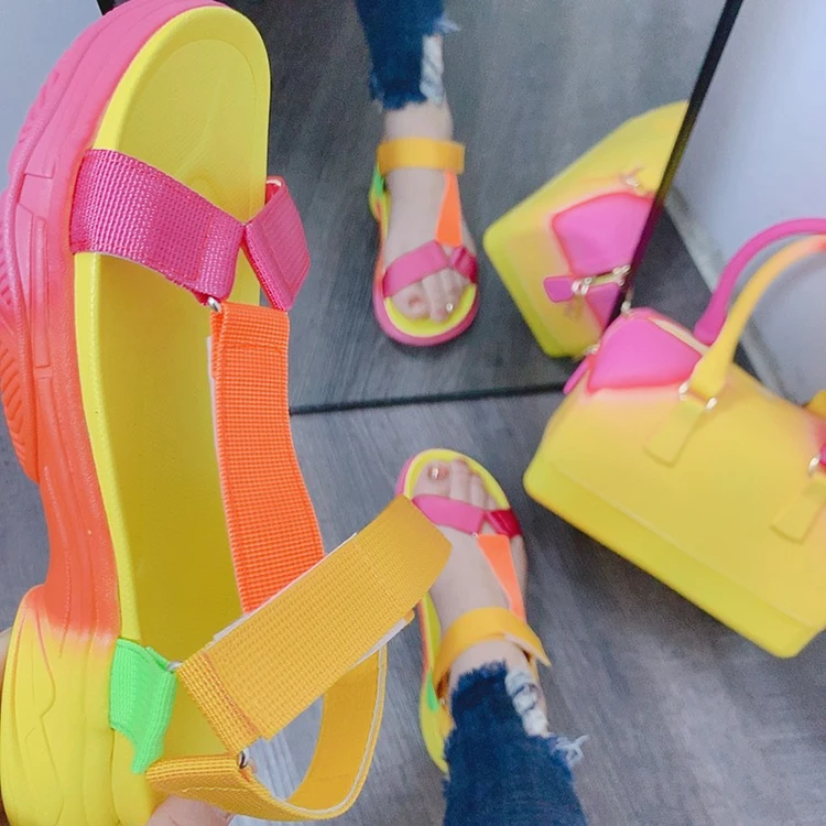 Chunky casual shoe bag sets for women flat summer sandals with matching jelly bag girl shoes and bags 
Chunky casual shoe bag sets for women flat summer sandals with matching jelly bag girl shoes and bags