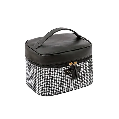 Popular houndstooth custom cosmetic bag portable cosmetic storage box men and women durable toiletry cosmetic bag
Popular houndstooth custom cosmetic bag portable cosmetic storage box men and women durable toiletry cosmetic bag