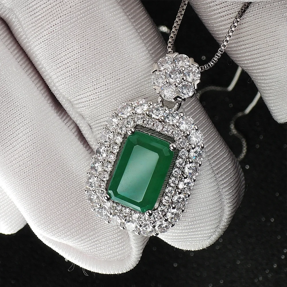 Vintage Created Moissanite Emerald Gemstone Wedding Pendent Necklace Fine Jewelry Wholesale
Vintage Created Moissanite Emerald Gemstone Wedding Pendent Necklace Fine Jewelry Wholesale