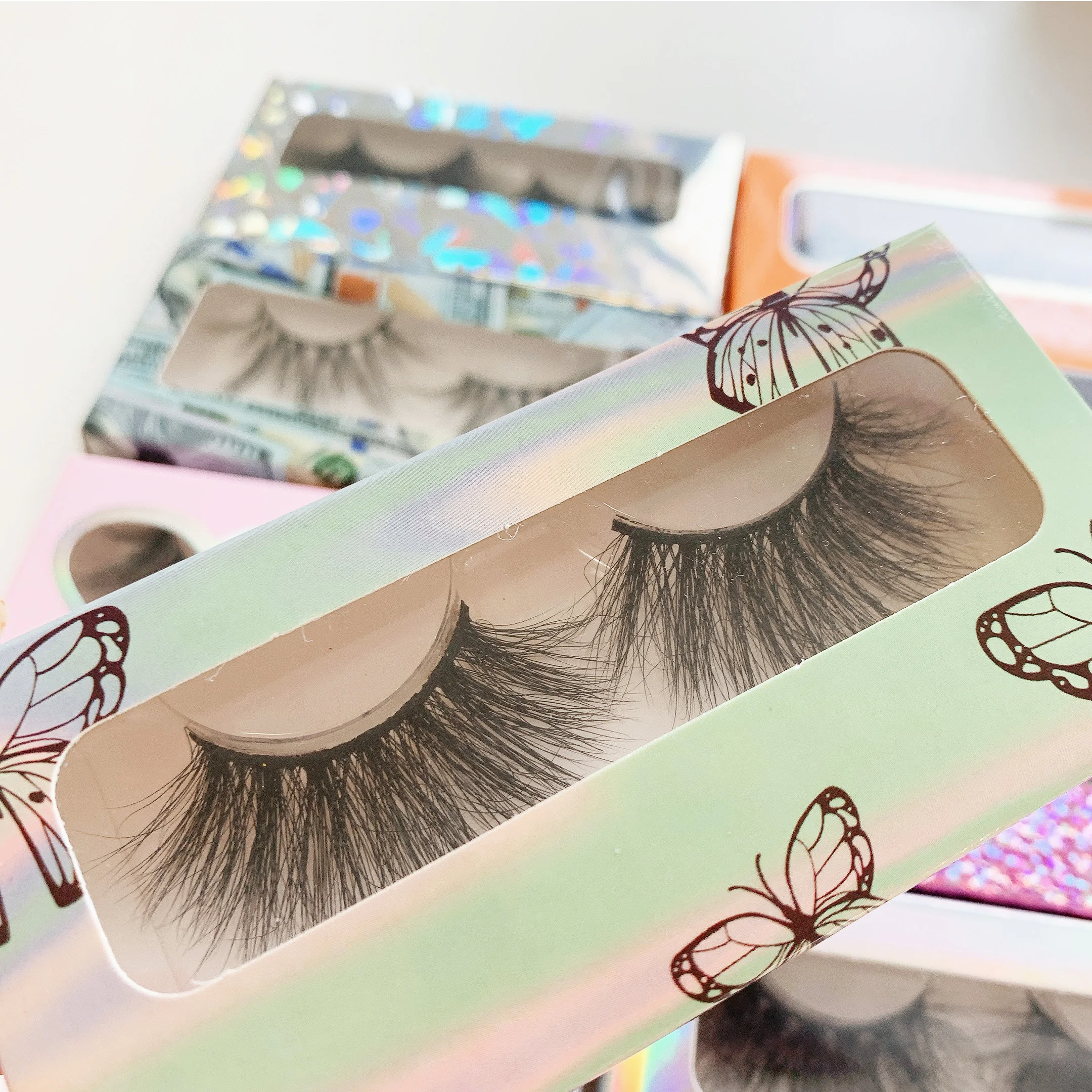 Top quality Strip Lash 100% Real Mink Fluffy Mink Lash Drama Natural Soft Band Eyelashes 25mm Mink Eyelash, Black color
Top quality Strip Lash 100% Real Mink Fluffy Mink Lash Drama Natural Soft Band Eyelashes 25mm Mink Eyelash, Black color