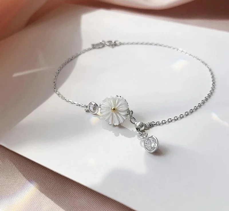 Fashion Women Girls Foot Jewelry Chain Sweet White Shell Daisy Anklet Bracelet, Silver
Fashion Women Girls Foot Jewelry Chain Sweet White Shell Daisy Anklet Bracelet, Silver