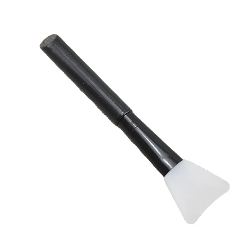DIY silica gel facial mask brush Color handle facial mask professional beauty brush Soft head homemade mask stick
DIY silica gel facial mask brush Color handle facial mask professional beauty brush Soft head homemade mask stick