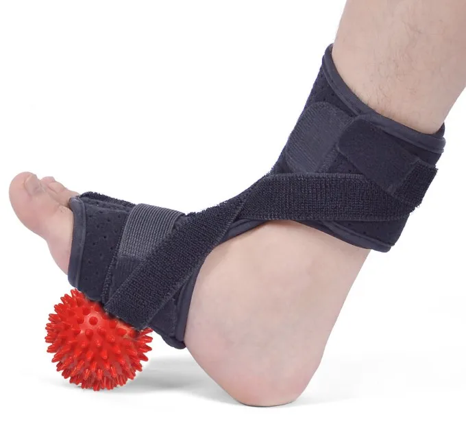 Dorsal Night Splint Black Ankle Orthopedic Splint Medical Neoprene Plantar Fascitis Splint With Red Spiky Rubber Massage Ball
Dorsal Night Splint Black Ankle Orthopedic Splint Medical Neoprene Plantar Fascitis Splint With Red Spiky Rubber Massage Ball
