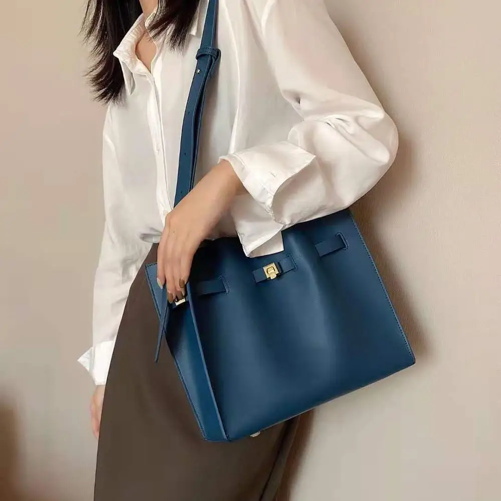 Promising 2021 New Style Messenger Handbags Crossbody Tote Bag Simple Design Cowhide Ladies Clutch Single Unisex OPEN, Various
Promising 2021 New Style Messenger Handbags Crossbody Tote Bag Simple Design Cowhide Ladies Clutch Single Unisex OPEN, Various