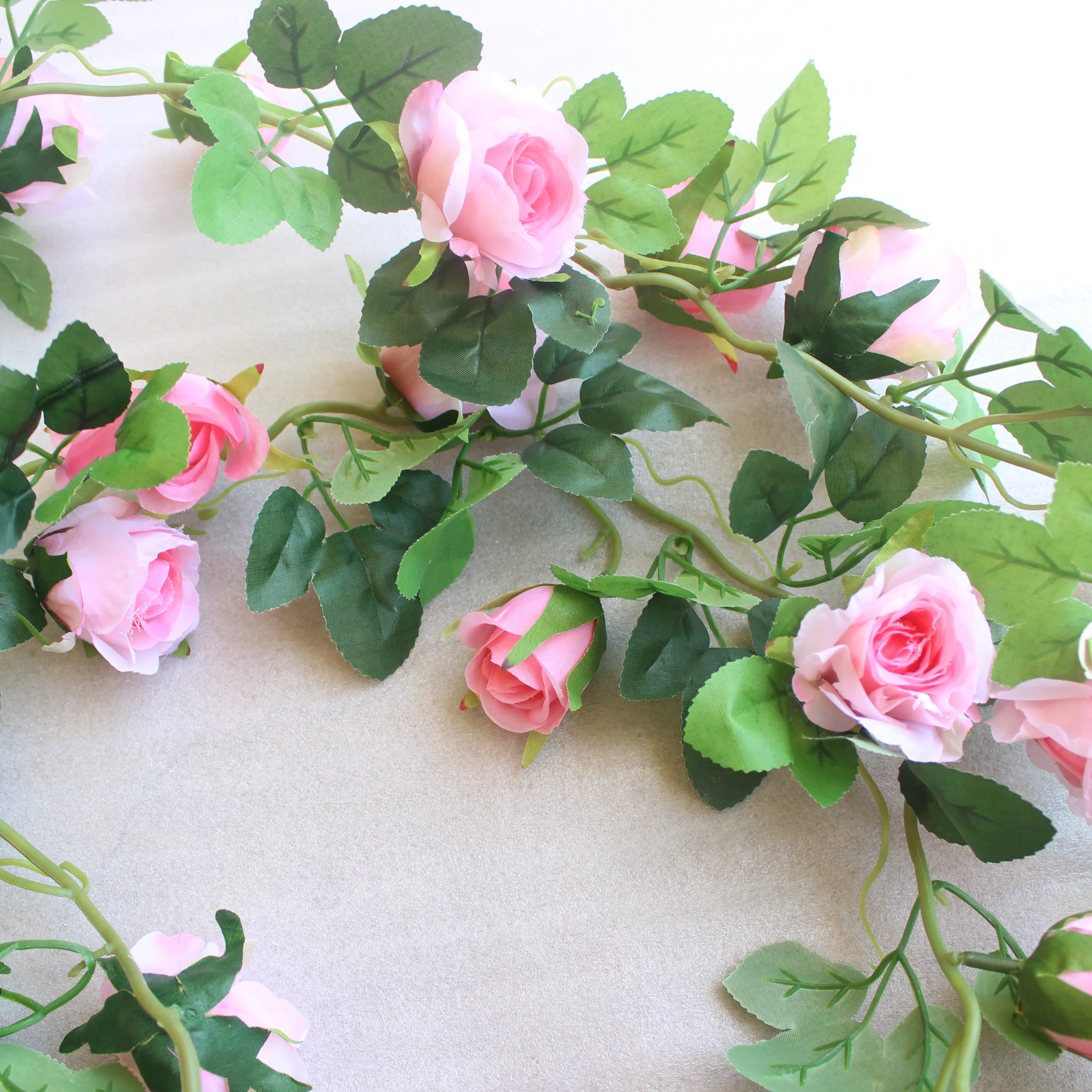 wholesale Wedding Wall Decoration ratt Silk Hanging Flowers Artificial Vines pink 23 heads decorative Living Room indoor plants, As pictures show : white ,red,rosered,pink,champin
wholesale Wedding Wall Decoration ratt Silk Hanging Flowers Artificial Vines pink 23 heads decorative Living Room indoor plants, As pictures show : white ,red,rosered,pink,champin