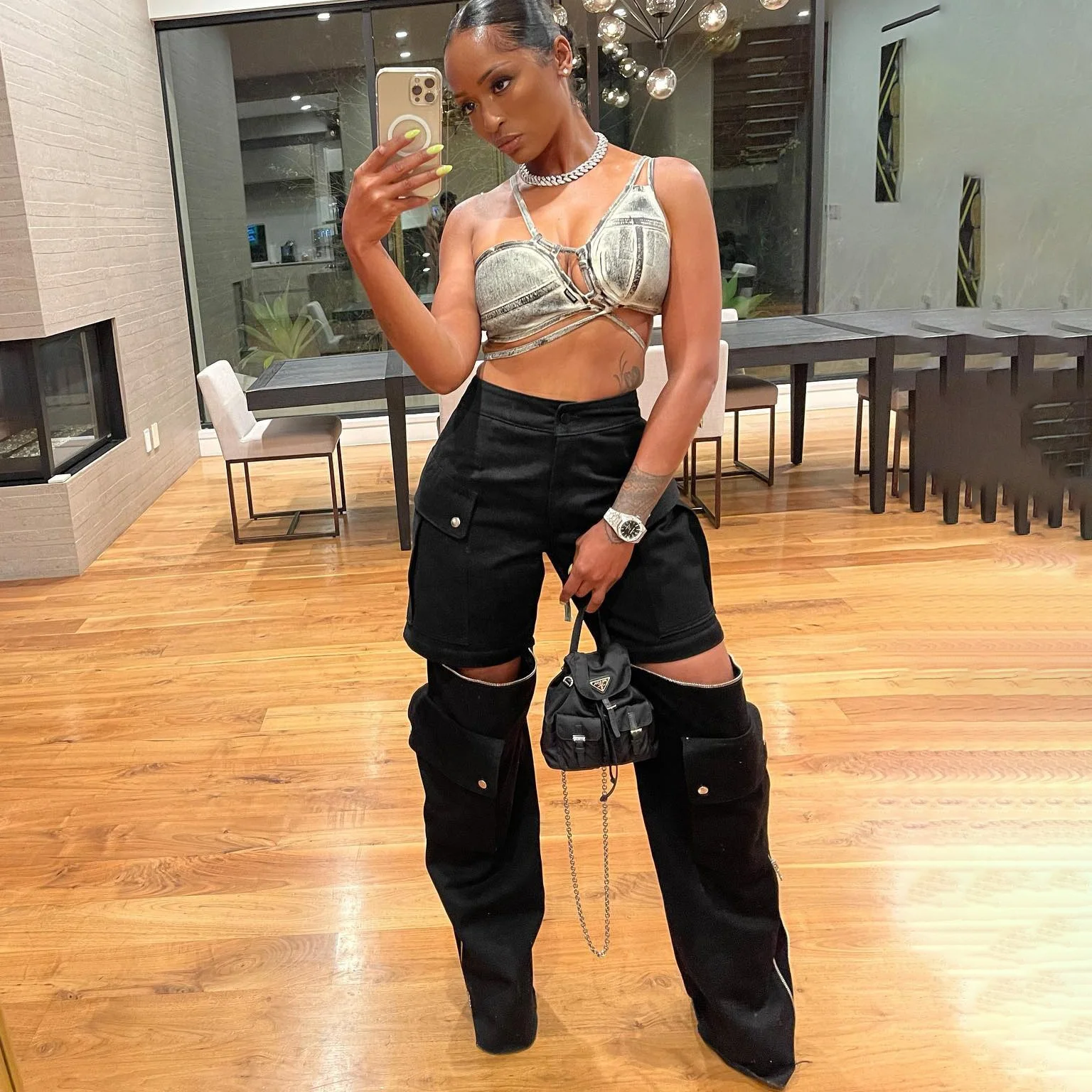OUDINA New Fashion Zipper Spliced Jeans For Ladies Straight Wide Leg Drapey Pockets Slim Cargo Pants For Women
OUDINA New Fashion Zipper Spliced Jeans For Ladies Straight Wide Leg Drapey Pockets Slim Cargo Pants For Women