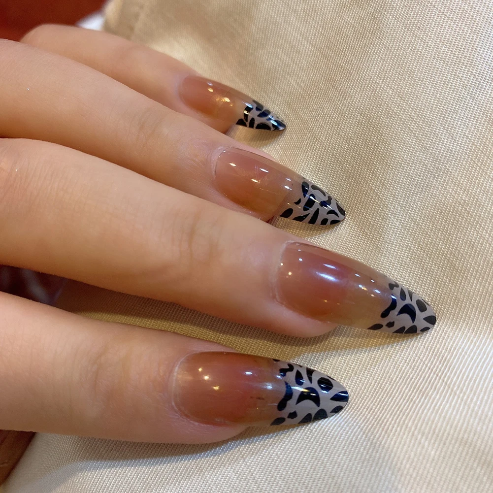 in bulk 2021 popular french tip trendy leopard fake nails with rhinestones pre decorated artificial fingernail press on nail
in bulk 2021 popular french tip trendy leopard fake nails with rhinestones pre decorated artificial fingernail press on nail