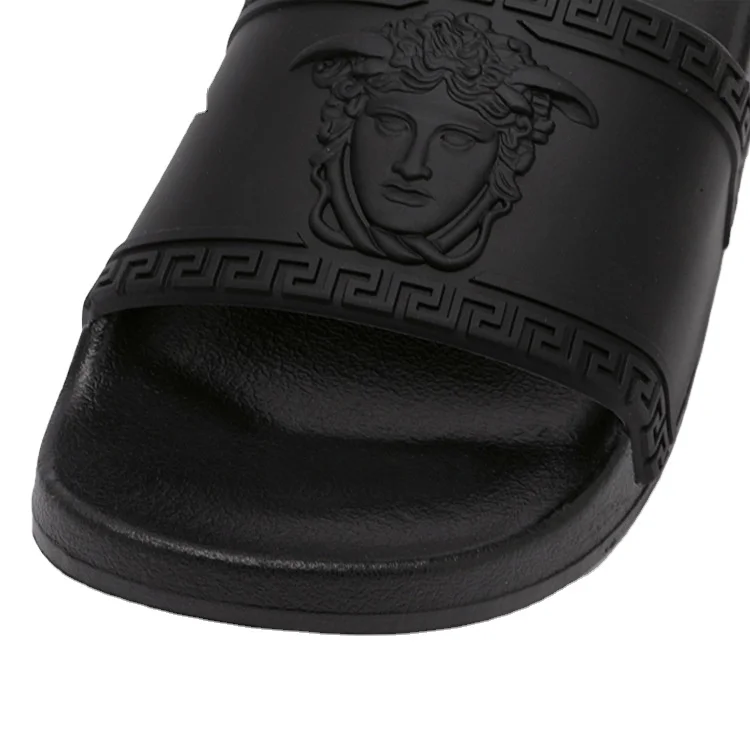 Popular Logo Medusa Summer Slippers For Men And Women Beach Flip-flops With Thick Soles
Popular Logo Medusa Summer Slippers For Men And Women Beach Flip-flops With Thick Soles