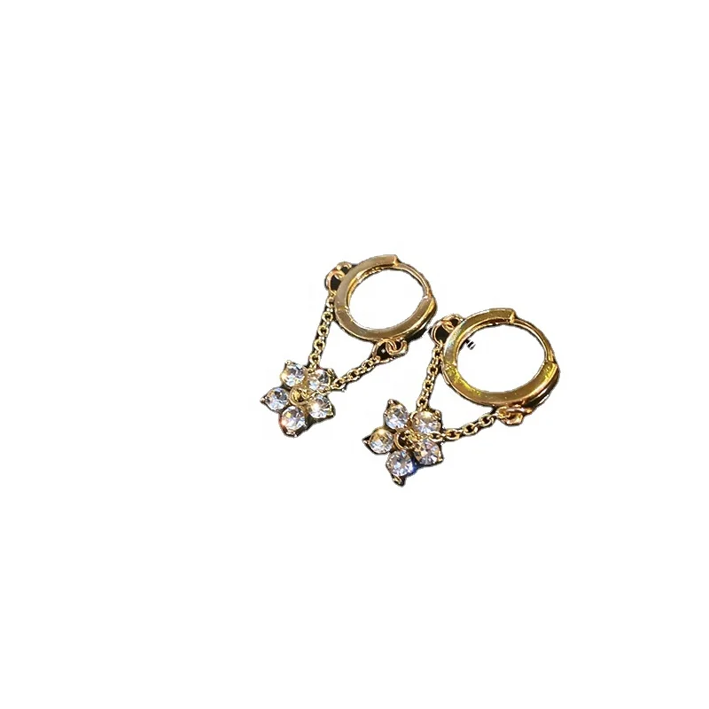 Simple luxury cute 925 sterling silver zircon earrings hoop tassel metal flower earrings for women
Simple luxury cute 925 sterling silver zircon earrings hoop tassel metal flower earrings for women