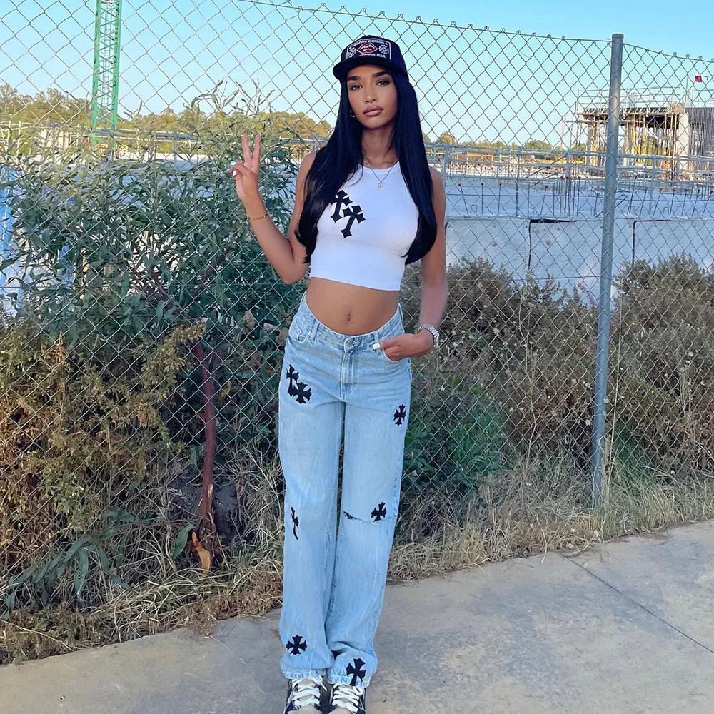 C0643 Classic embroidered hollow personality stretch leggings fashion poker print design low-rise ladies jeans
C0643 Classic embroidered hollow personality stretch leggings fashion poker print design low-rise ladies jeans