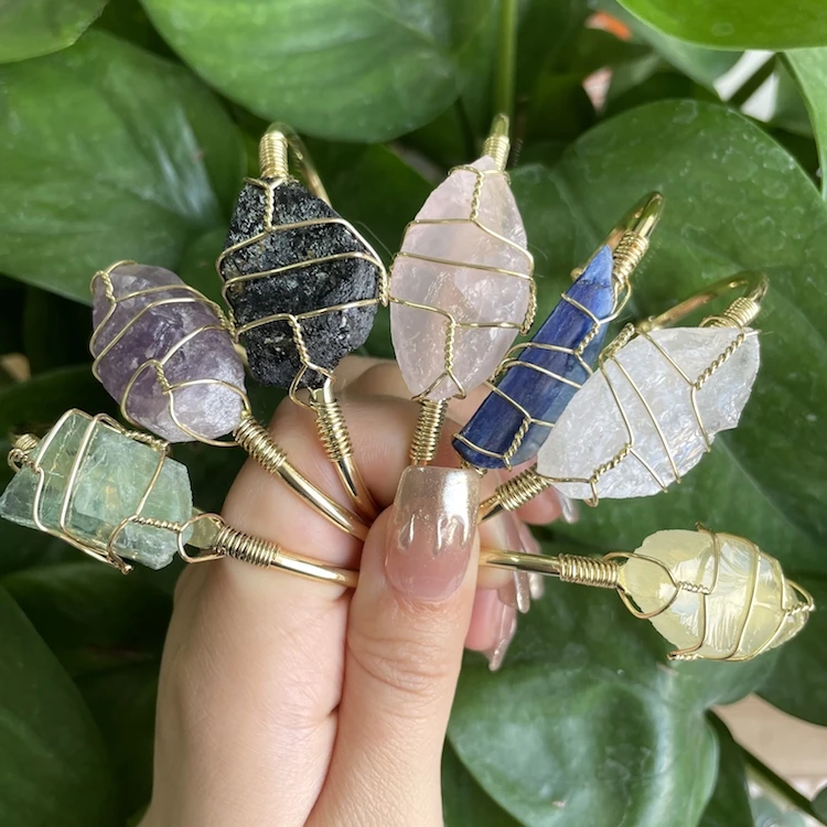 Summer 2021 crystal jewelry Good quality crystals healing stones green pink purple crystal bangle women lucky charm jewelry, Picture shows
Summer 2021 crystal jewelry Good quality crystals healing stones green pink purple crystal bangle women lucky charm jewelry, Picture shows