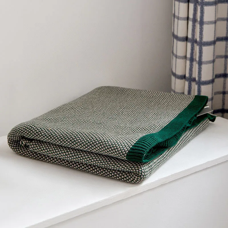 King size wool sofa travel couverture de survie custom quality other nordic knitted green blanket and throws supplier price
King size wool sofa travel couverture de survie custom quality other nordic knitted green blanket and throws supplier price