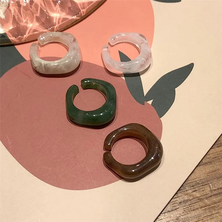 Acid Acrylic Acetate Simple Resin Pattern Colorful Ring Shell Resin Link Ring Jewelry Wholesale, Clear
Acid Acrylic Acetate Simple Resin Pattern Colorful Ring Shell Resin Link Ring Jewelry Wholesale, Clear