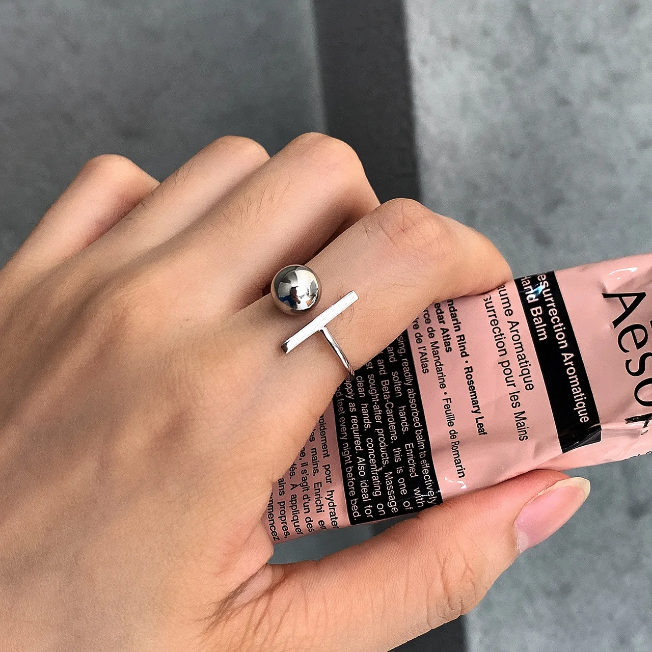 INS Fashion Silver Gold Plated Geometric Bead Rings 925 Sterling Silver Nail Open Rings for Party
INS Fashion Silver Gold Plated Geometric Bead Rings 925 Sterling Silver Nail Open Rings for Party
