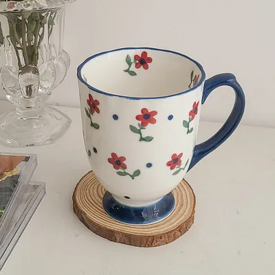 Japanese retro personality hand-painted small red flower cute ceramic mug, As the picture show
Japanese retro personality hand-painted small red flower cute ceramic mug, As the picture show
