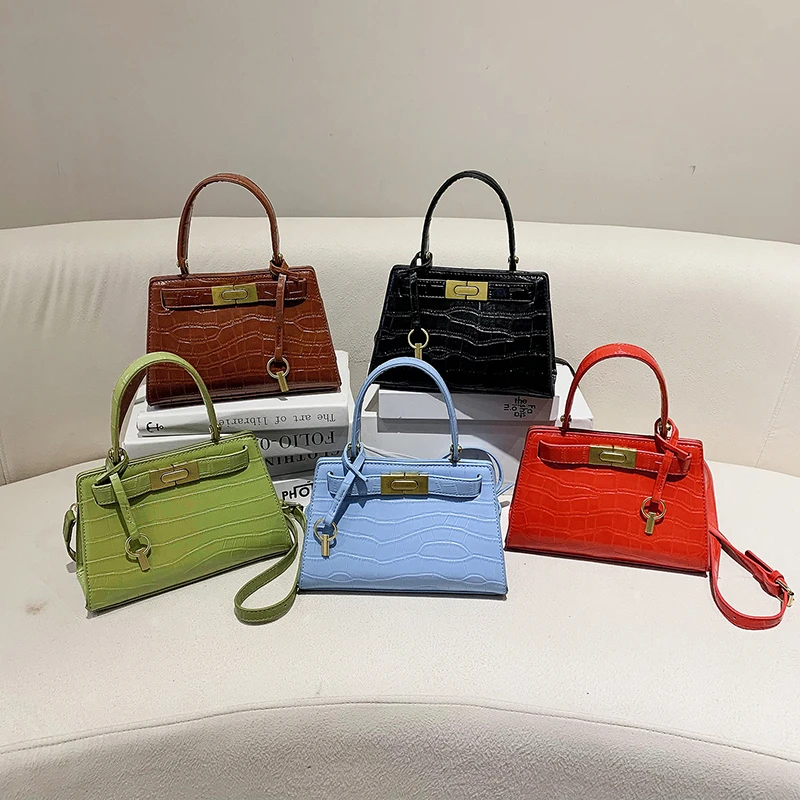 Fashion Trendy Stone Printing Hand Bags Woman Design Blue Handbags Cute Luxury Small Purses For Girls
Fashion Trendy Stone Printing Hand Bags Woman Design Blue Handbags Cute Luxury Small Purses For Girls