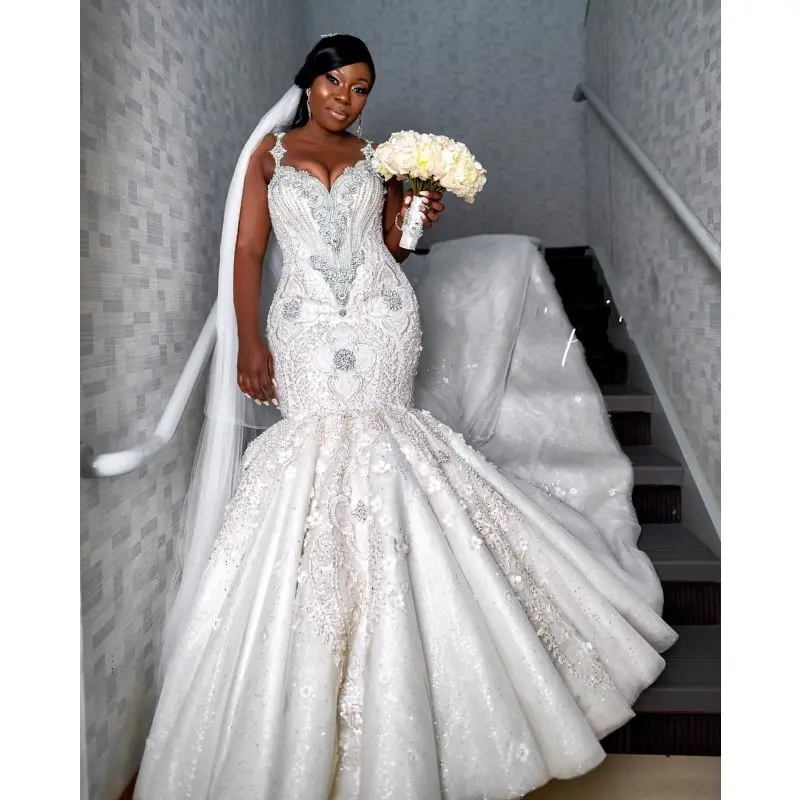 Arabic Plus Size Mermaid Wedding Dresses Luxury Crystals Beaded Sexy Lace Bridal Dress Vintage Wedding Gowns Custom Made
Arabic Plus Size Mermaid Wedding Dresses Luxury Crystals Beaded Sexy Lace Bridal Dress Vintage Wedding Gowns Custom Made