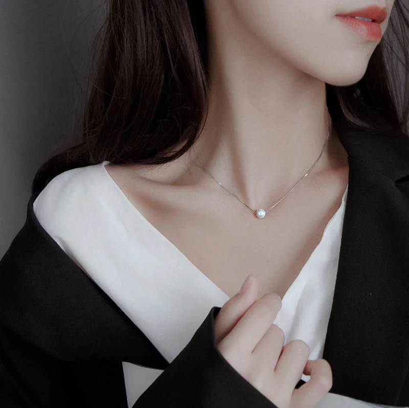 s925 silver shell beads synthetic pearl pendant simple temperament Korean style clavicle chain
s925 silver shell beads synthetic pearl pendant simple temperament Korean style clavicle chain