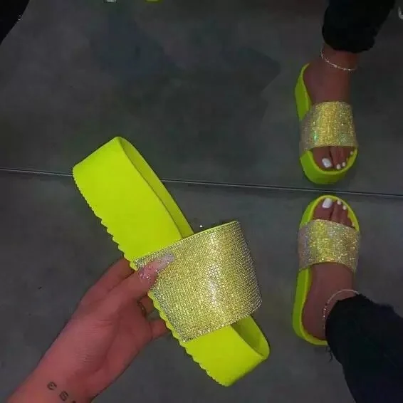 Crystal Diamond Summer High Heel Bright Color Women Lady Fashion Slipper, Customized color
Crystal Diamond Summer High Heel Bright Color Women Lady Fashion Slipper, Customized color